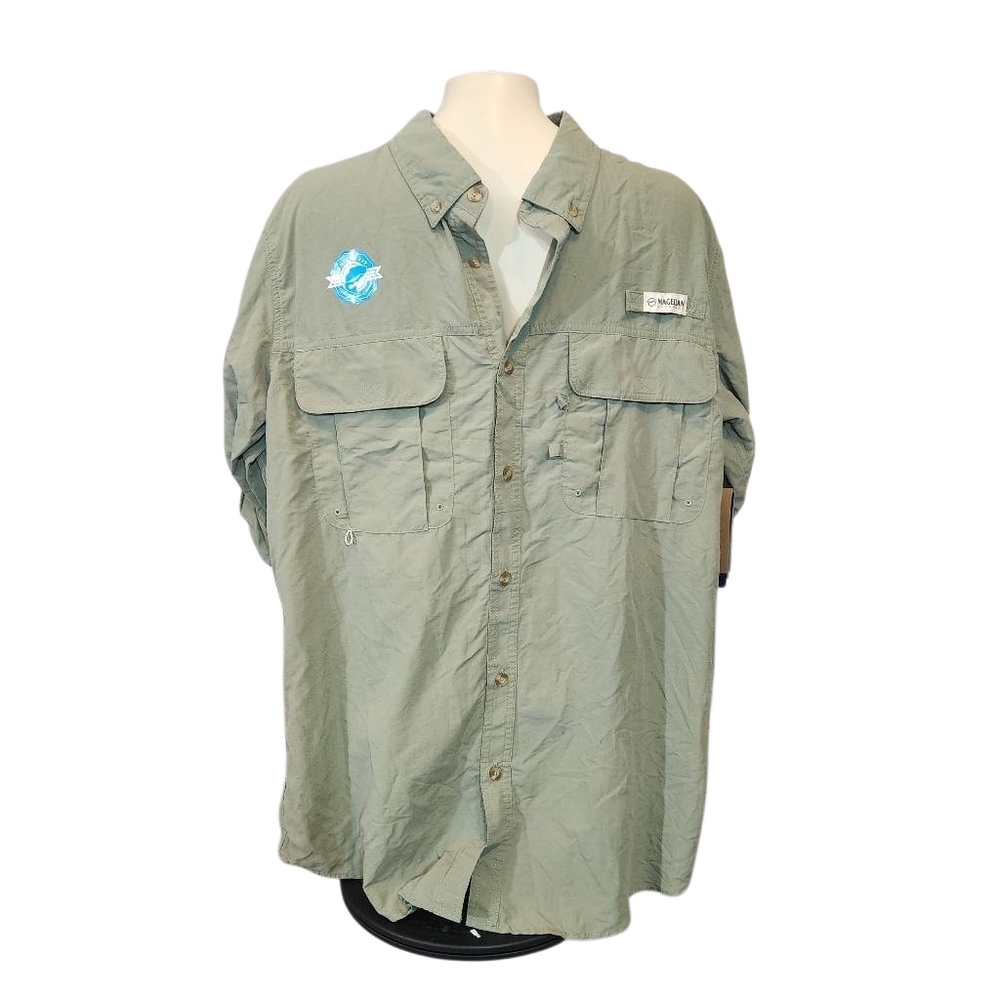 Green Button-Up Magellan Fishing Shirt Size Large